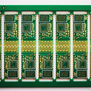 前幾天收到的板子，貼片完交貨、測(cè)試通過(guò)，今天補(bǔ)一個(gè)好評(píng)。